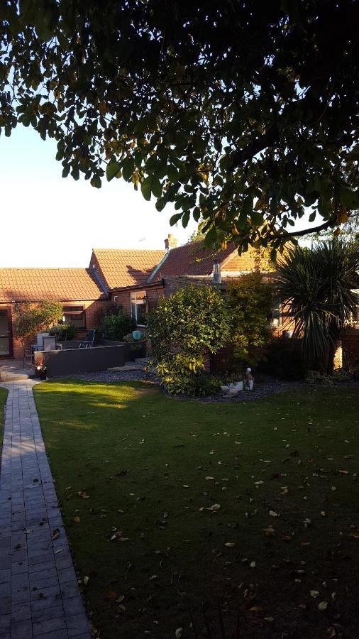 The White Dove Bed And Breakfast With Glamping Newark Showground Exterior foto