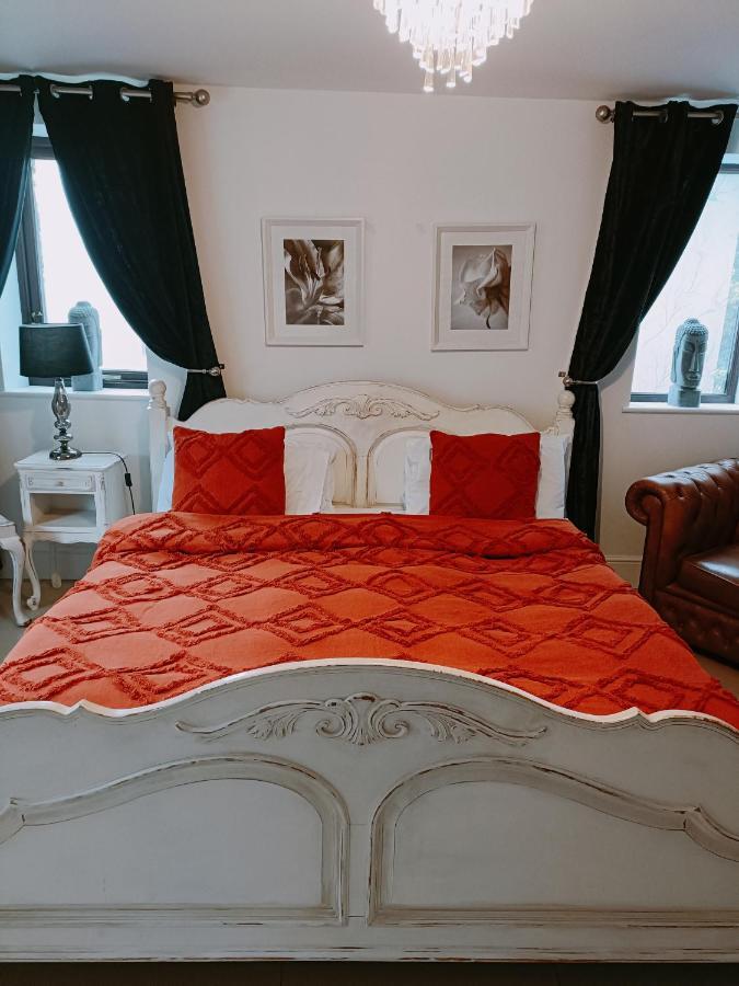 The White Dove Bed And Breakfast With Glamping Newark Showground Exterior foto